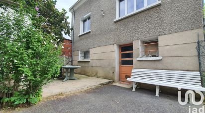 House 4 rooms of 105 m² in Le Palais-sur-Vienne (87410)