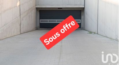 Parking of 15 m² in Saint-Herblain (44800)