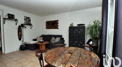 Apartment 3 rooms of 60 m² in Bruyères-le-Châtel (91680)