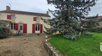 Village house 5 rooms of 108 m² in Thénezay (79390)