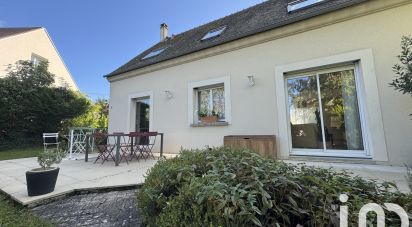 Maison 7 pièces de 145 m² à Pringy (77310)