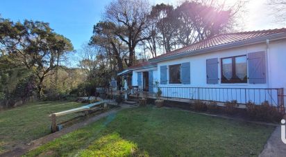 House 6 rooms of 145 m² in Boucau (64340)