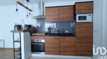 Apartment 2 rooms of 46 m² in Ploeren (56880)