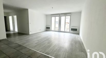 Apartment 3 rooms of 60 m² in Corbeil-Essonnes (91100)