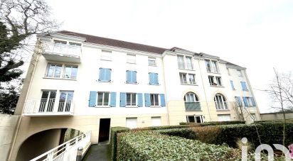 Appartement 3 pièces de 60 m² à Corbeil-Essonnes (91100)