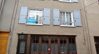 Maison 5 pièces de 130 m² à Chaudes-Aigues (15110)