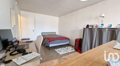 Studio 1 room of 33 m² in Lille (59000)