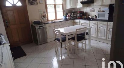 House 5 rooms of 106 m² in Le Coudray-Saint-Germer (60850)