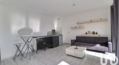 Appartement 4 pièces de 70 m² à Marseille (13003)