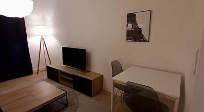 Apartment 1 room of 26 m² in Pau (64000)