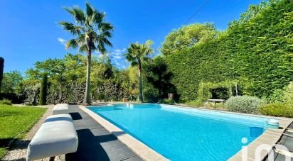 Mansion 6 rooms of 255 m² in Grasse (06130)