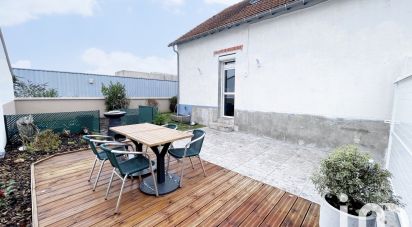 Town house 4 rooms of 85 m² in Orléans (45000)