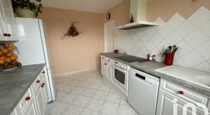 Traditional house 4 rooms of 97 m² in Castelviel (33540)