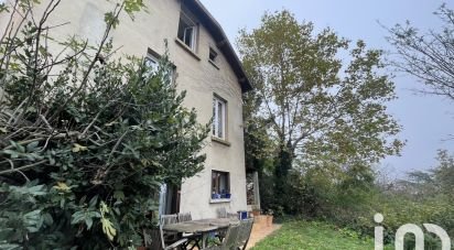 Traditional house 7 rooms of 130 m² in Caluire-et-Cuire (69300)