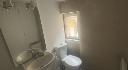 Apartment 3 rooms of 42 m² in Bordeaux (33000)