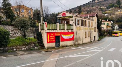 Building in Châteauneuf-Grasse (06740) of 250 m²