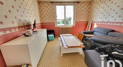 House 4 rooms of 66 m² in Châtellerault (86100)