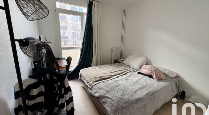 Apartment 2 rooms of 42 m² in Courbevoie (92400)