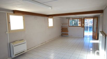 Traditional house 6 rooms of 134 m² in Peyruis (04310)