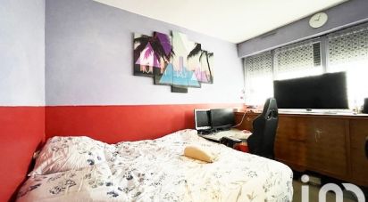 Apartment 6 rooms of 107 m² in Grigny (91350)