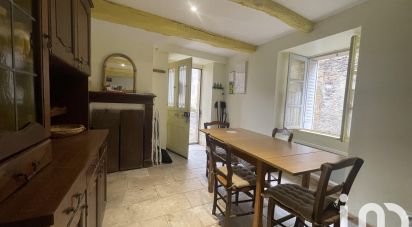 House 3 rooms of 55 m² in Saint-Saturnin-de-Lenne (12560)