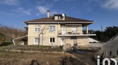 Maison 6 pièces de 185 m² à Saint-Marcel-de-Félines (42122)