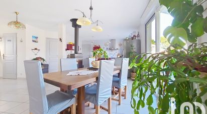 House 5 rooms of 133 m² in Les Mathes (17570)