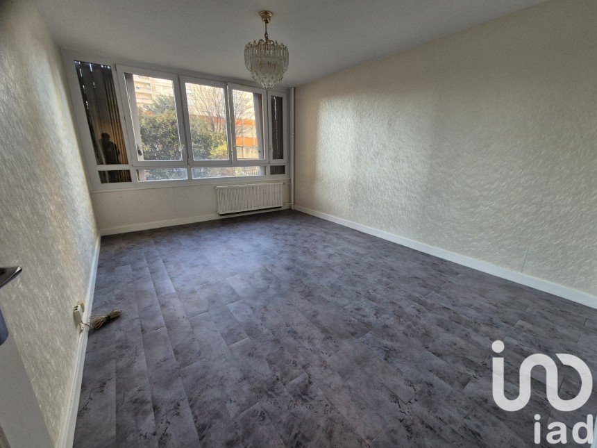 Appartement 1 pièce de 39 m² à Aubervilliers (93300)