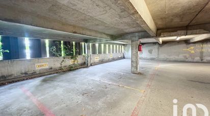 Parking/garage/box de 12 m² à Cergy (95000)