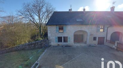 Village house 5 rooms of 266 m² in Arinthod (39240)