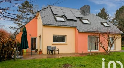 Maison 7 pièces de 165 m² à Plouay (56240)