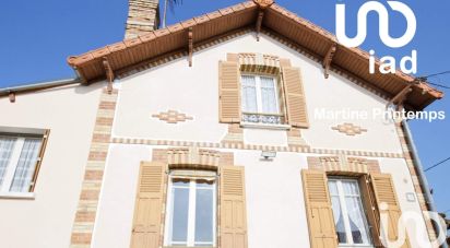 Traditional house 5 rooms of 136 m² in Courlon-sur-Yonne (89140)