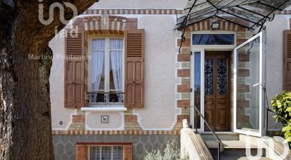 Traditional house 5 rooms of 136 m² in Courlon-sur-Yonne (89140)