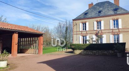 House 7 rooms of 171 m² in Bourneau (85200)