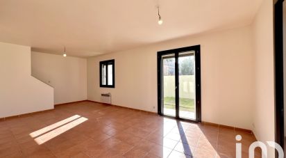 House 4 rooms of 90 m² in Marguerittes (30320)