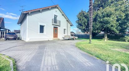 House 6 rooms of 125 m² in Benquet (40280)