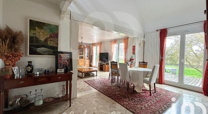 Maison traditionnelle 7 pièces de 175 m² à Rozay-en-Brie (77540)