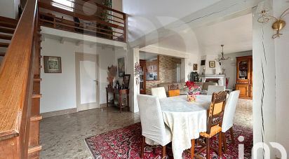 Maison traditionnelle 7 pièces de 175 m² à Rozay-en-Brie (77540)