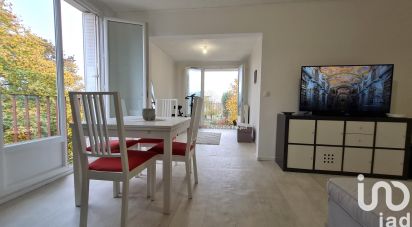 Apartment 5 rooms of 90 m² in Neuville-aux-Bois (45170)