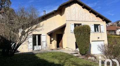 Maison 5 pièces de 97 m² à Crêts en Belledonne (38830)