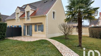 Traditional house 4 rooms of 96 m² in Le Coudray-Montceaux (91830)