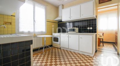 Maison 6 pièces de 92 m² à Saint-Affrique (12400)