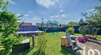 House 5 rooms of 100 m² in Magnanville (78200)