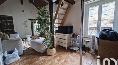 Studio 1 room of 25 m² in Rueil-Malmaison (92500)