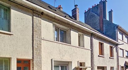 Maison traditionnelle 8 pièces de 80 m² à Gien (45500)