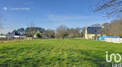 Land of 2,548 m² in Saint-Jean-la-Poterie (56350)