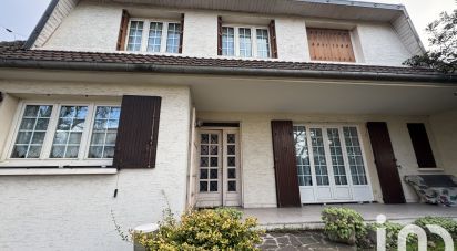 Maison traditionnelle 5 pièces de 113 m² à Saint-Maur-des-Fossés (94100)