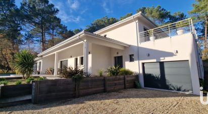 Architectural house 7 rooms of 202 m² in Biscarrosse (40600)