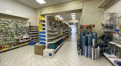 Retail property of 250 m² in Cahors (46000)