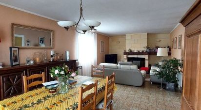 House 5 rooms of 156 m² in Coutras (33230)